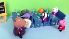 Ігровий набір - Школа свинка Пеппа peppa pig